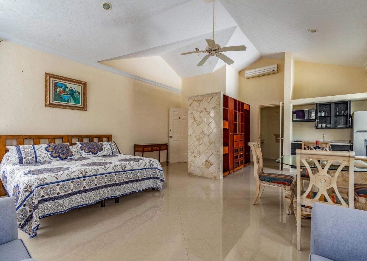 Casona Del Sol Apartment Cancun Bagian luar foto